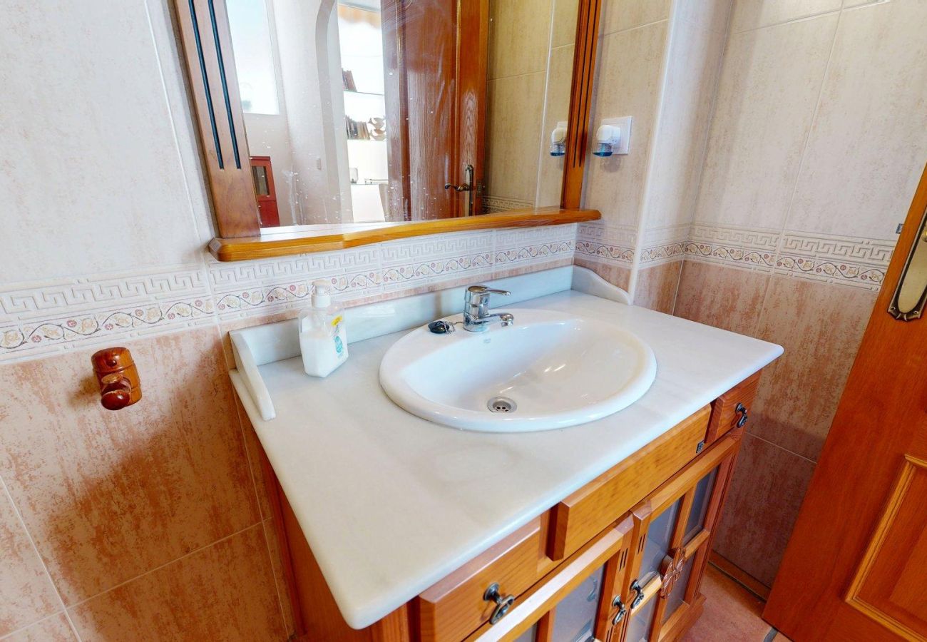 Casa adosada en Alicante - Beautiful & Charming House in Alicante