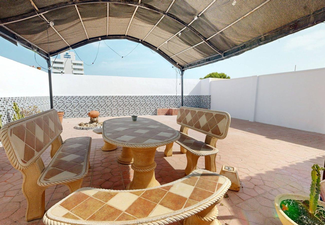 Casa adosada en Alicante - Beautiful & Charming House in Alicante