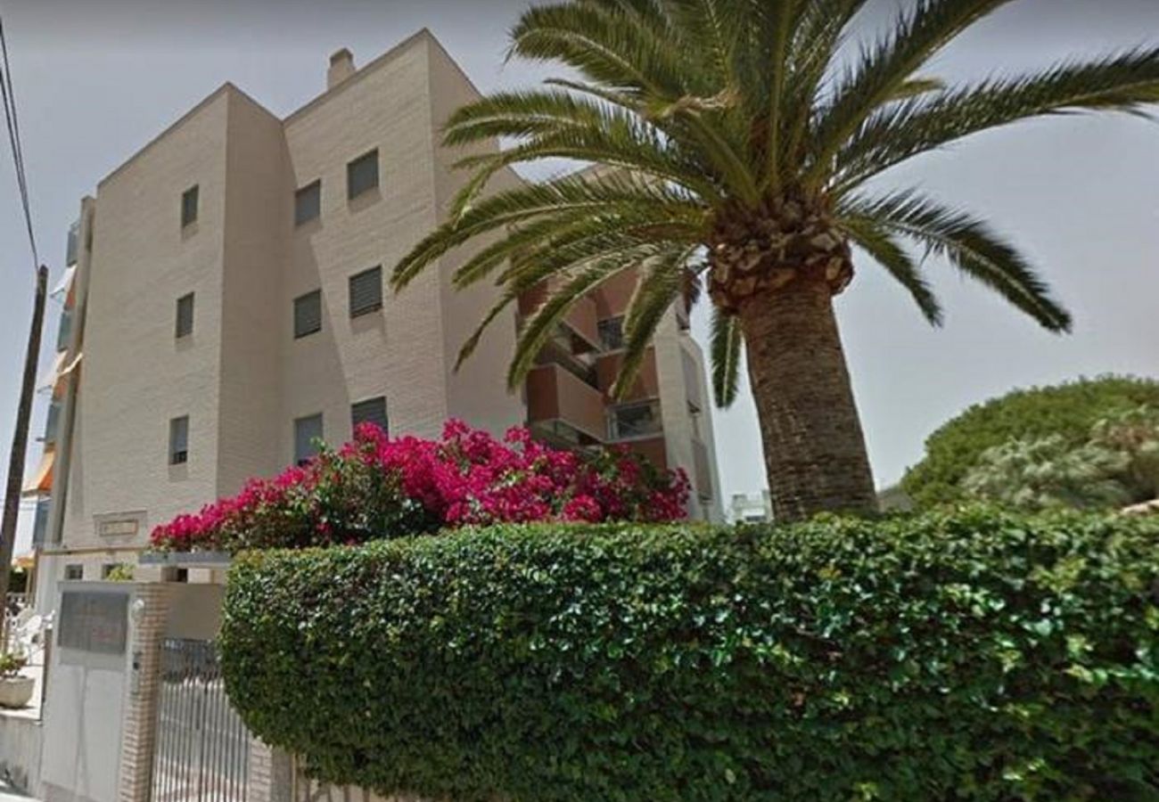 Apartment in El Campello - Charming Penthouse San Juan Beach