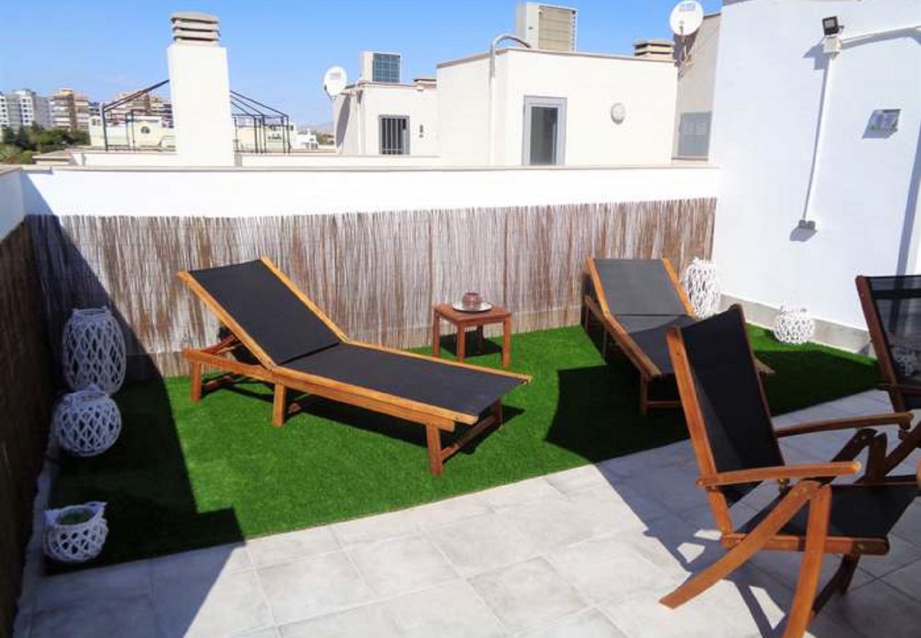 Apartment in El Campello - Charming Penthouse San Juan Beach