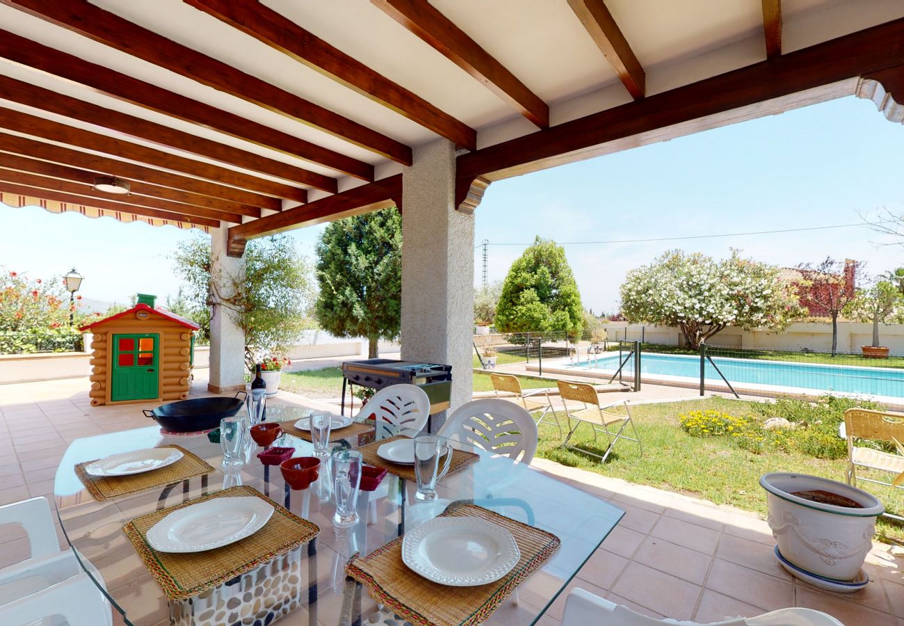 Chalet in Novelda - Family Rustic Villa