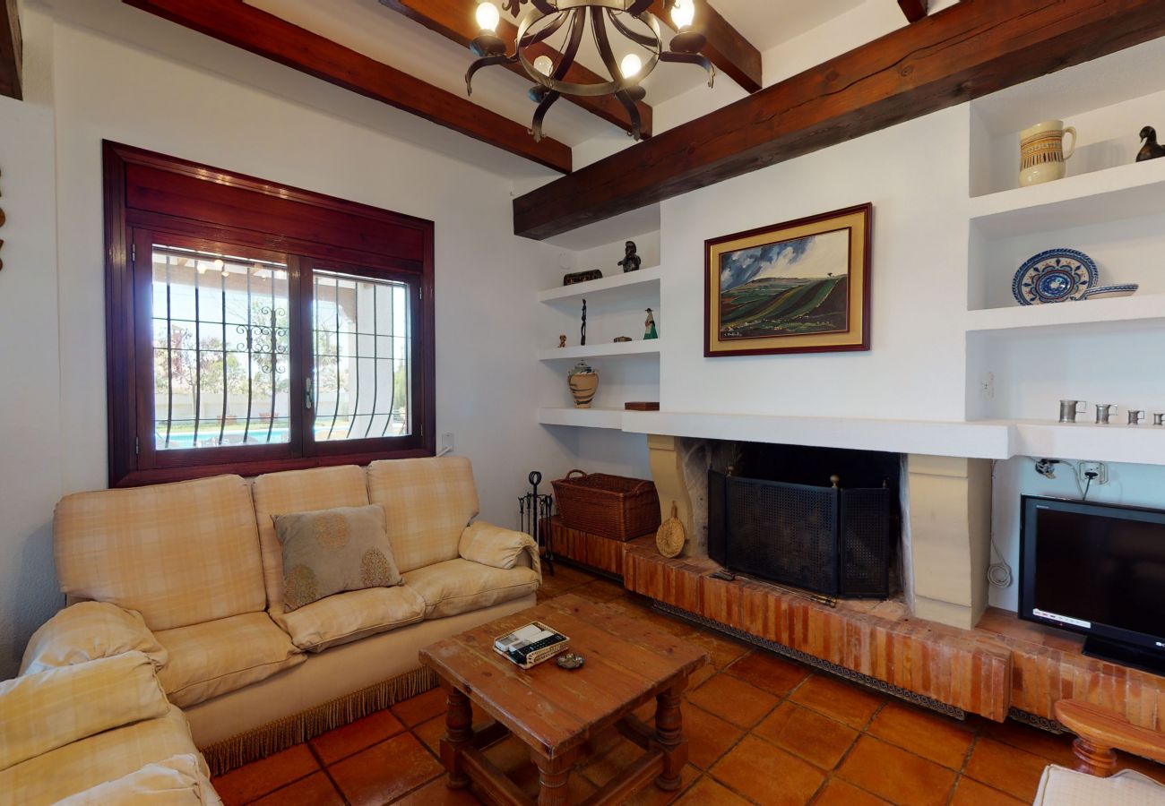Chalet in Novelda - Family Rustic Villa