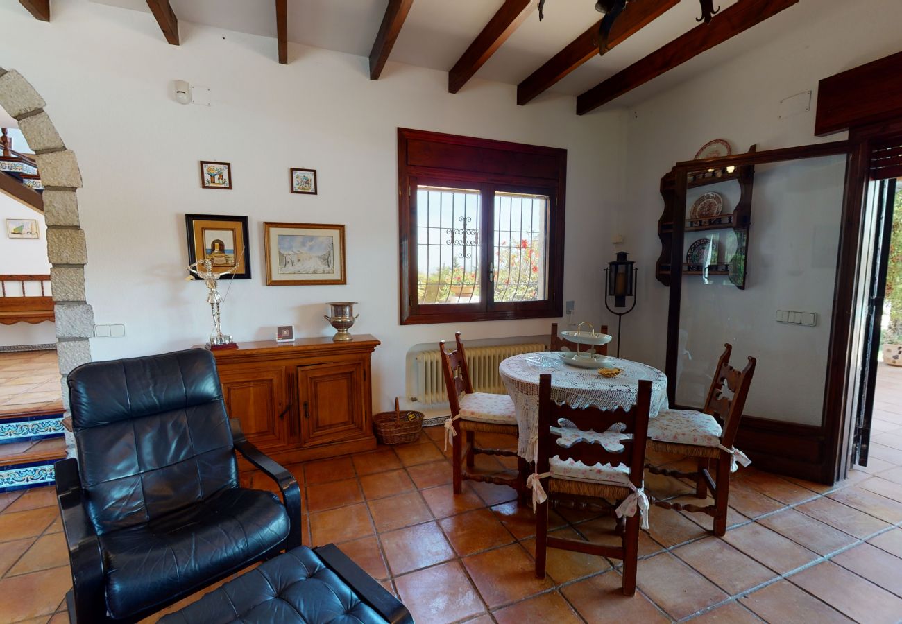 Chalet in Novelda - Family Rustic Villa