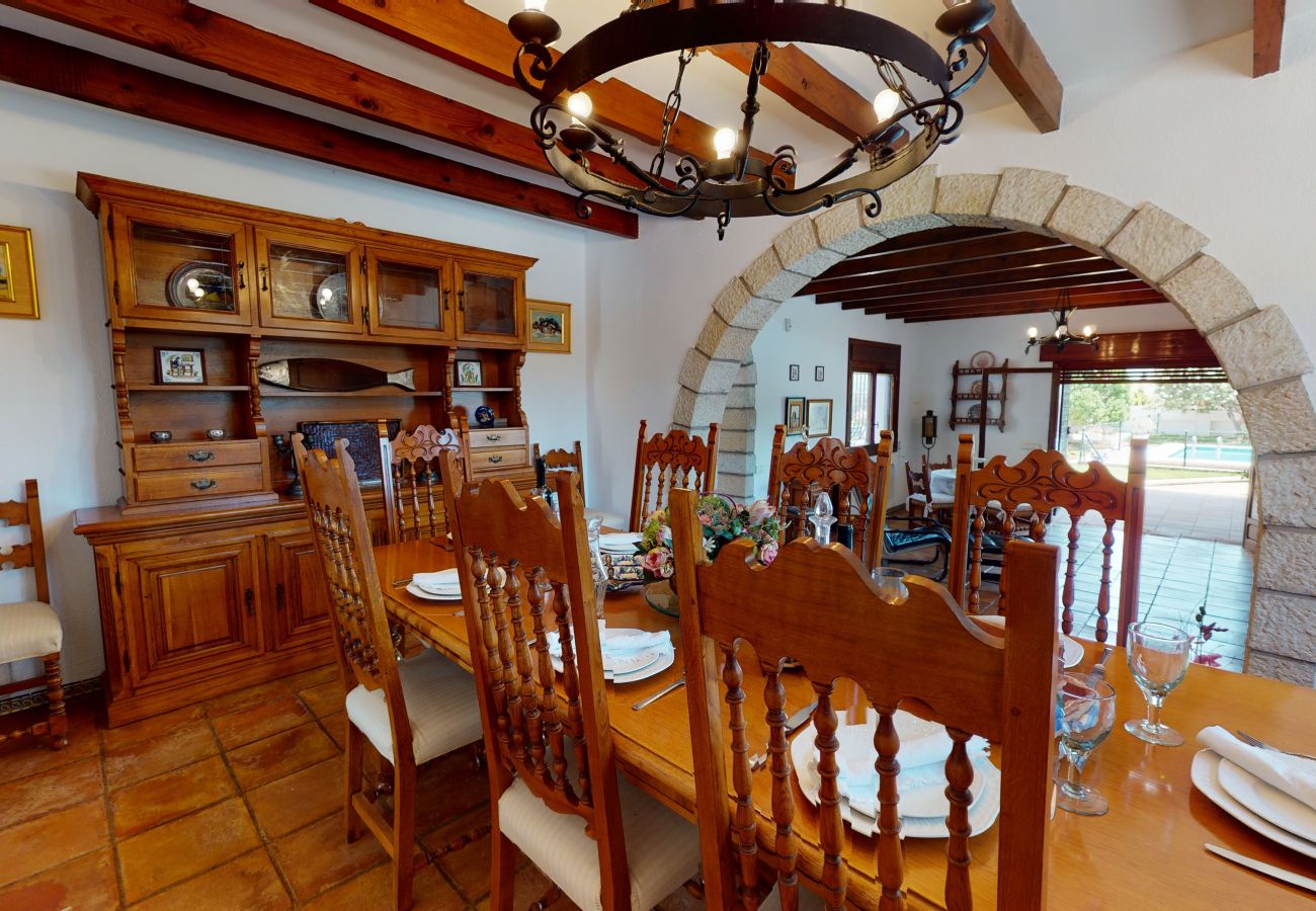 Chalet in Novelda - Family Rustic Villa