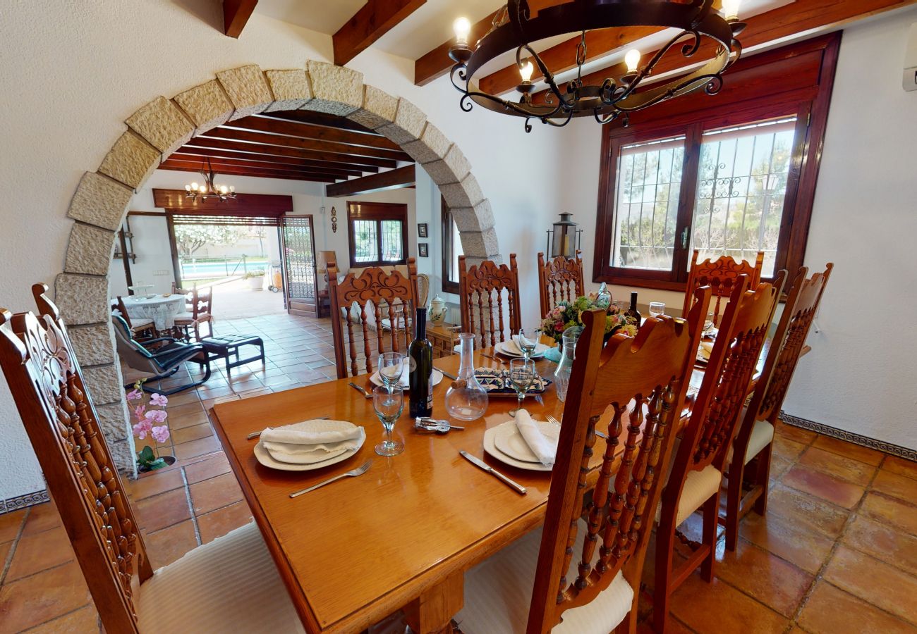 Chalet in Novelda - Family Rustic Villa