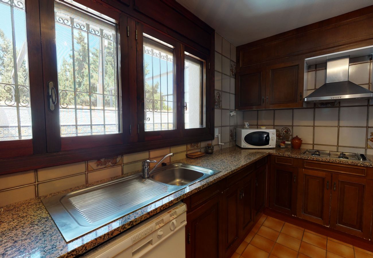 Chalet in Novelda - Family Rustic Villa