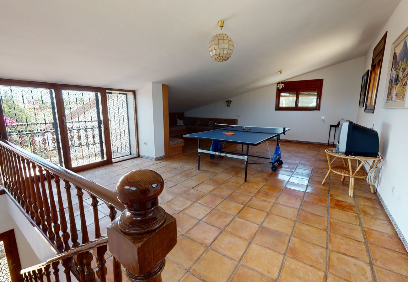 Chalet in Novelda - Family Rustic Villa