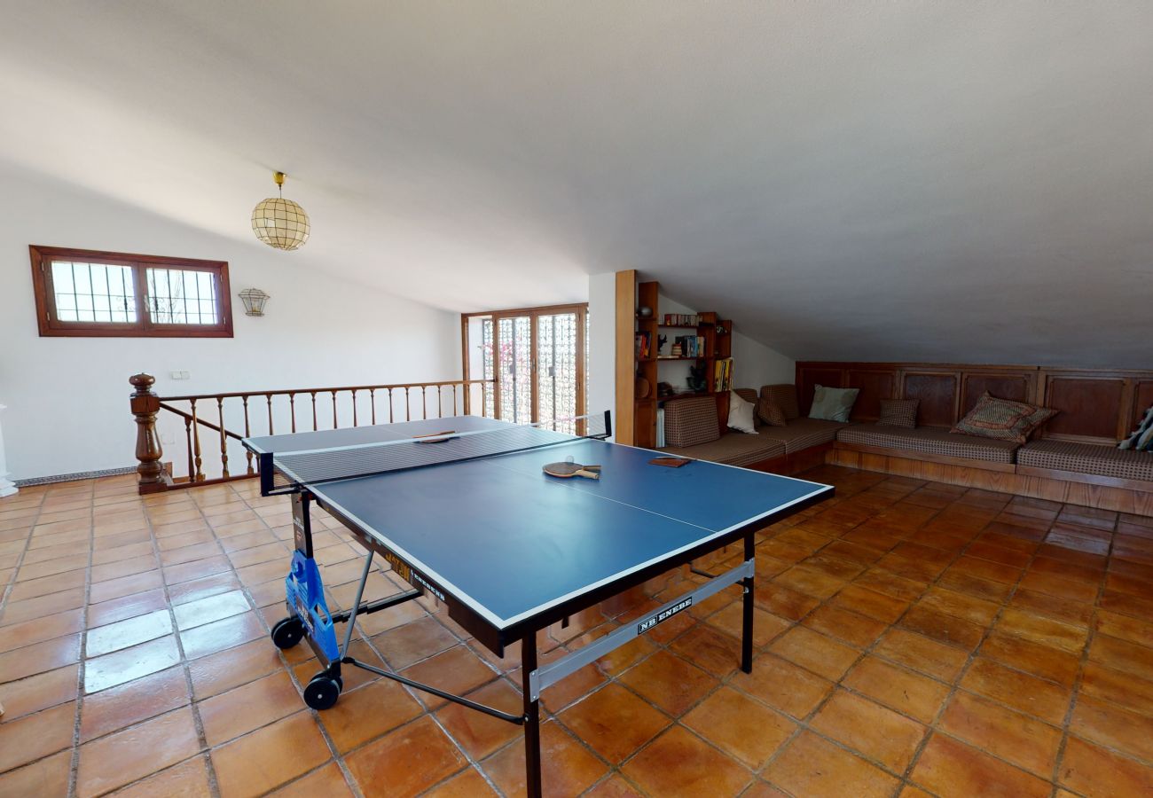 Chalet in Novelda - Family Rustic Villa