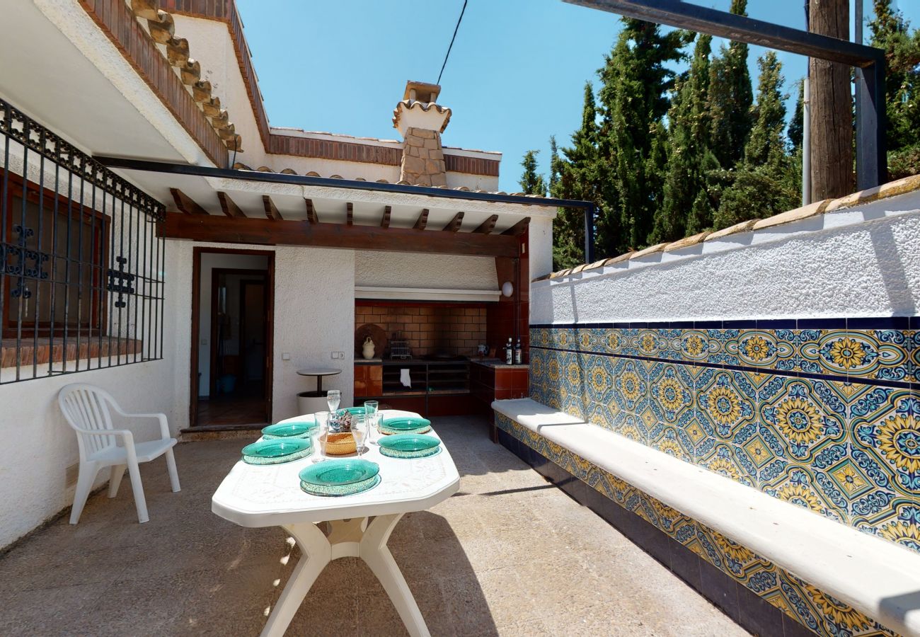 Chalet in Novelda - Family Rustic Villa