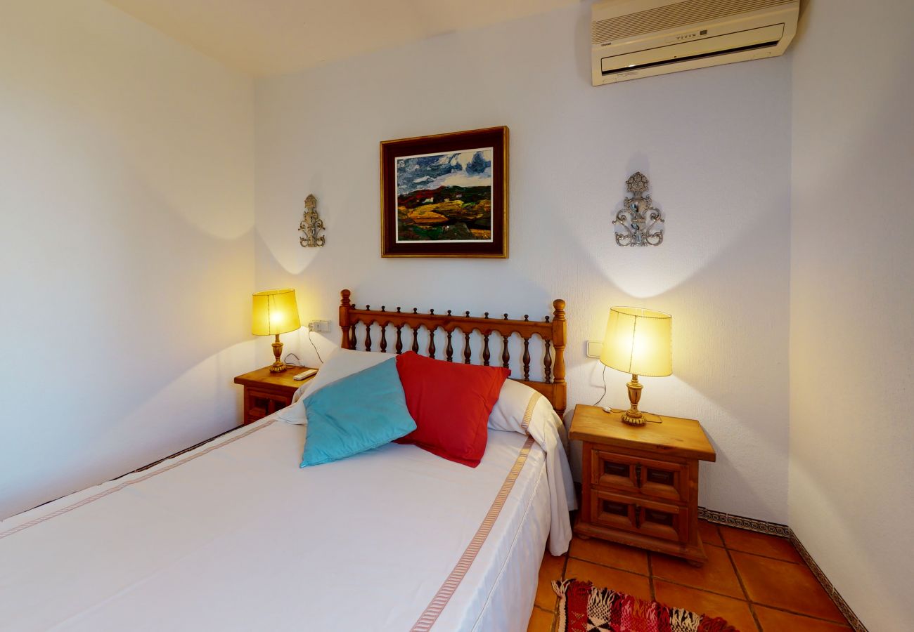Chalet in Novelda - Family Rustic Villa