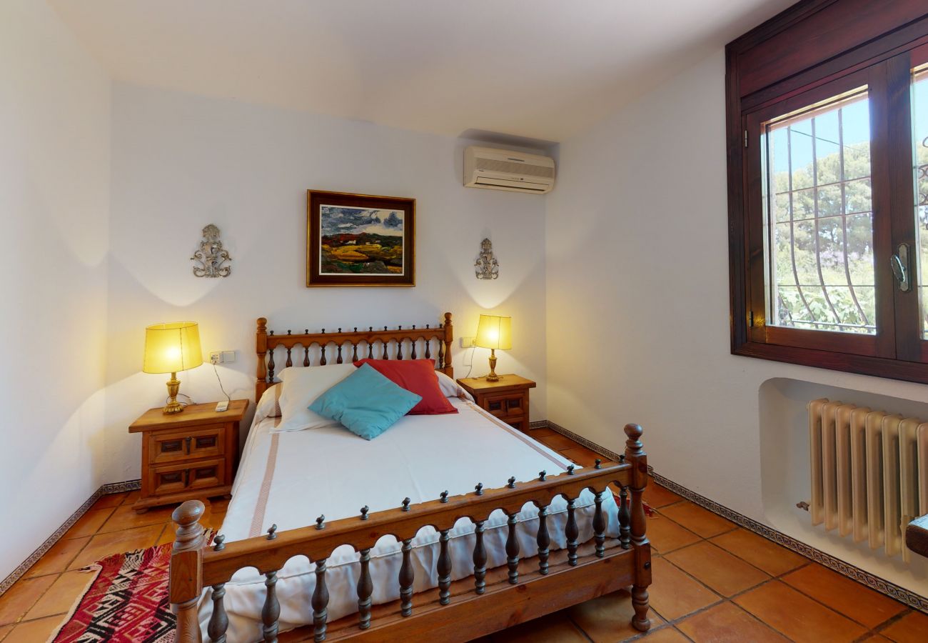 Chalet in Novelda - Family Rustic Villa