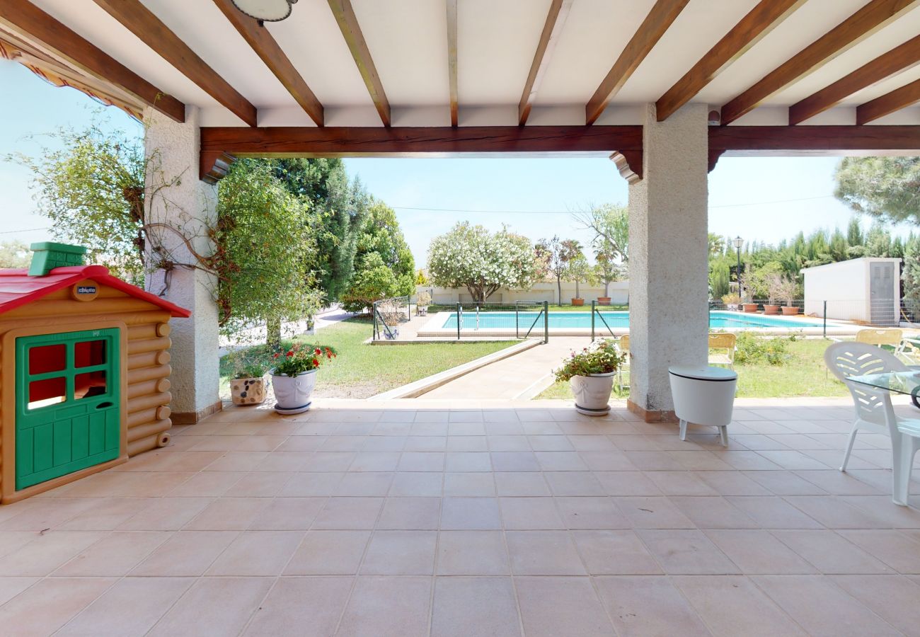 Chalet in Novelda - Family Rustic Villa
