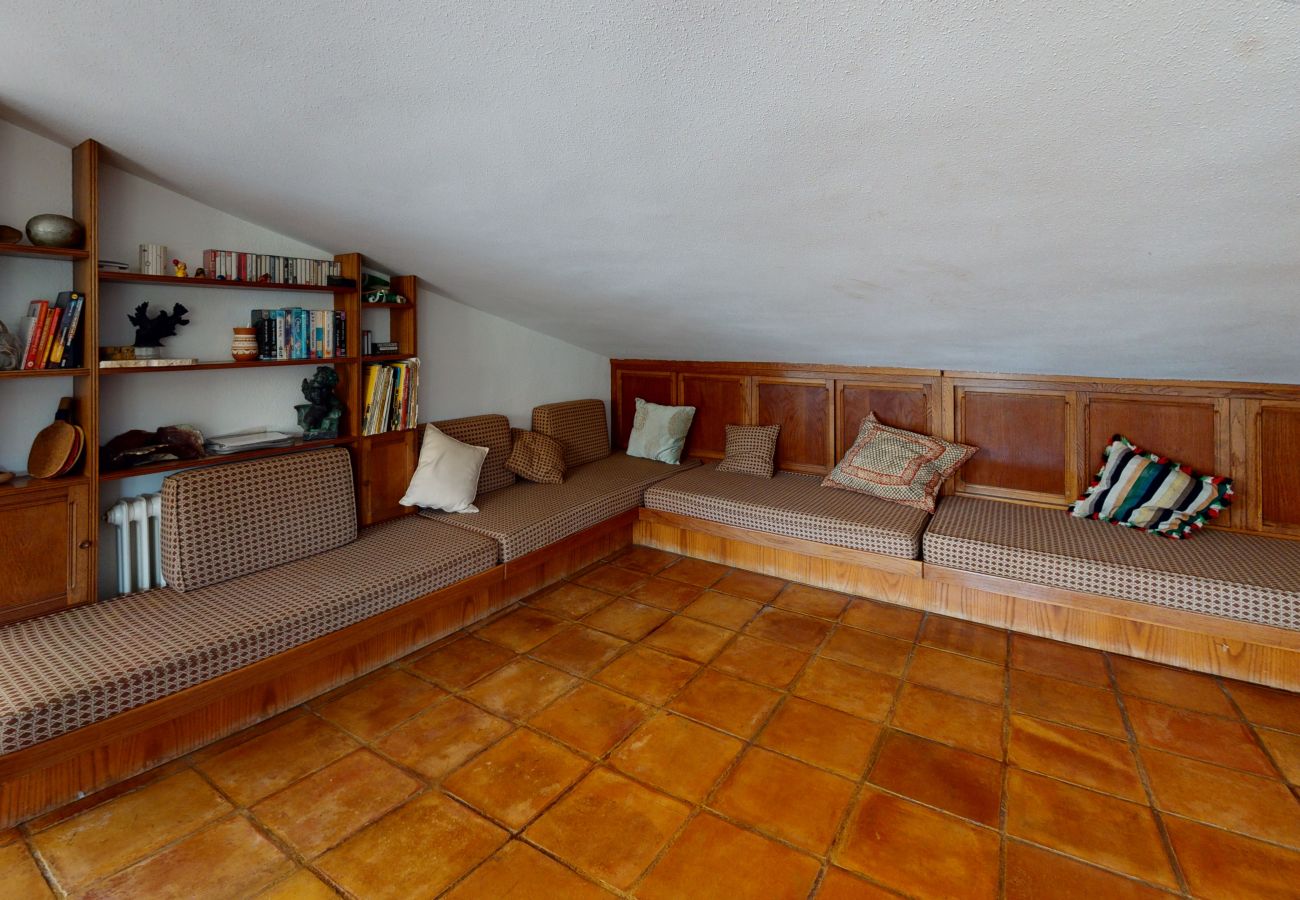 Chalet in Novelda - Family Rustic Villa