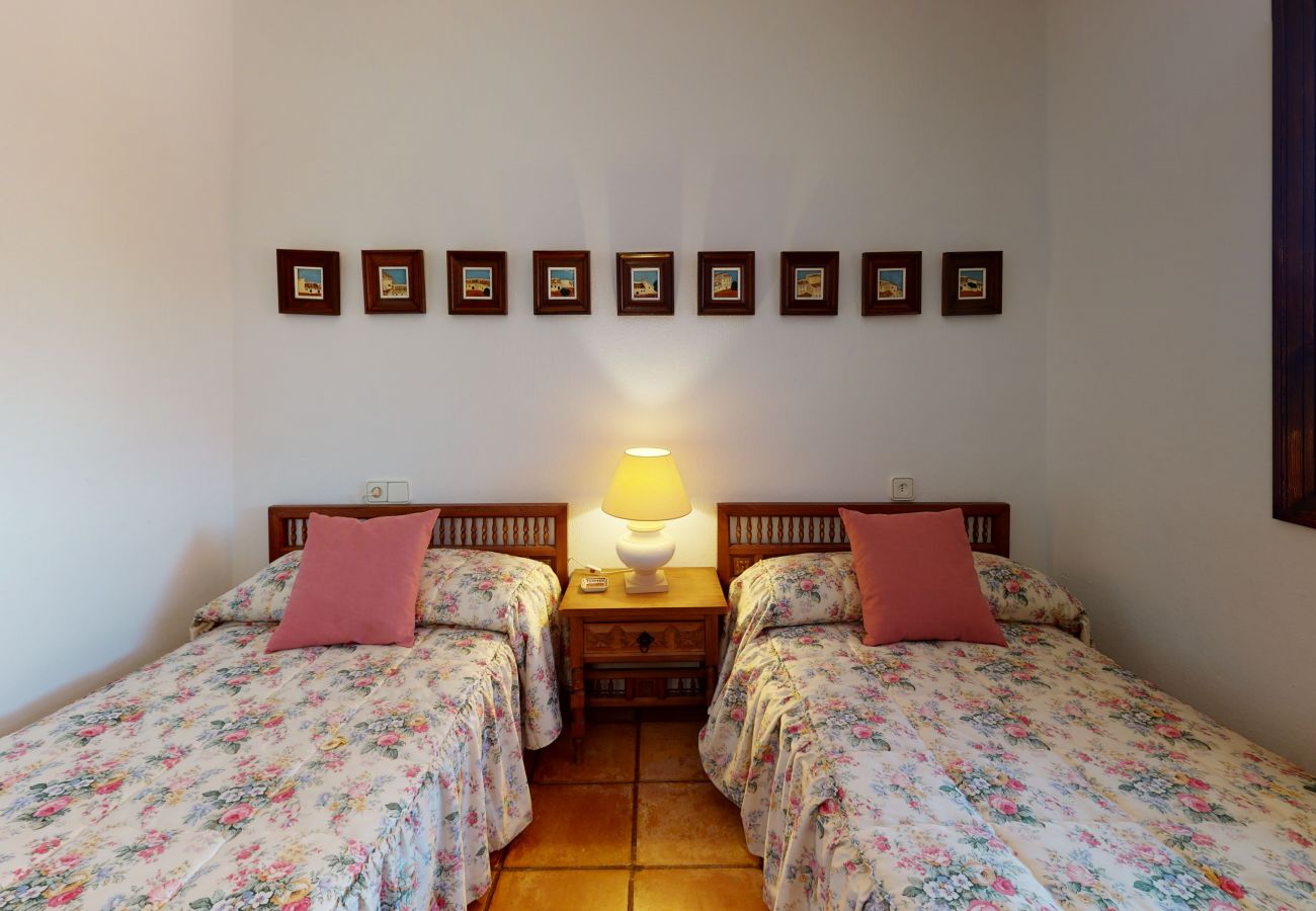Chalet in Novelda - Family Rustic Villa