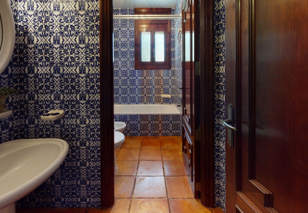 Chalet in Novelda - Family Rustic Villa