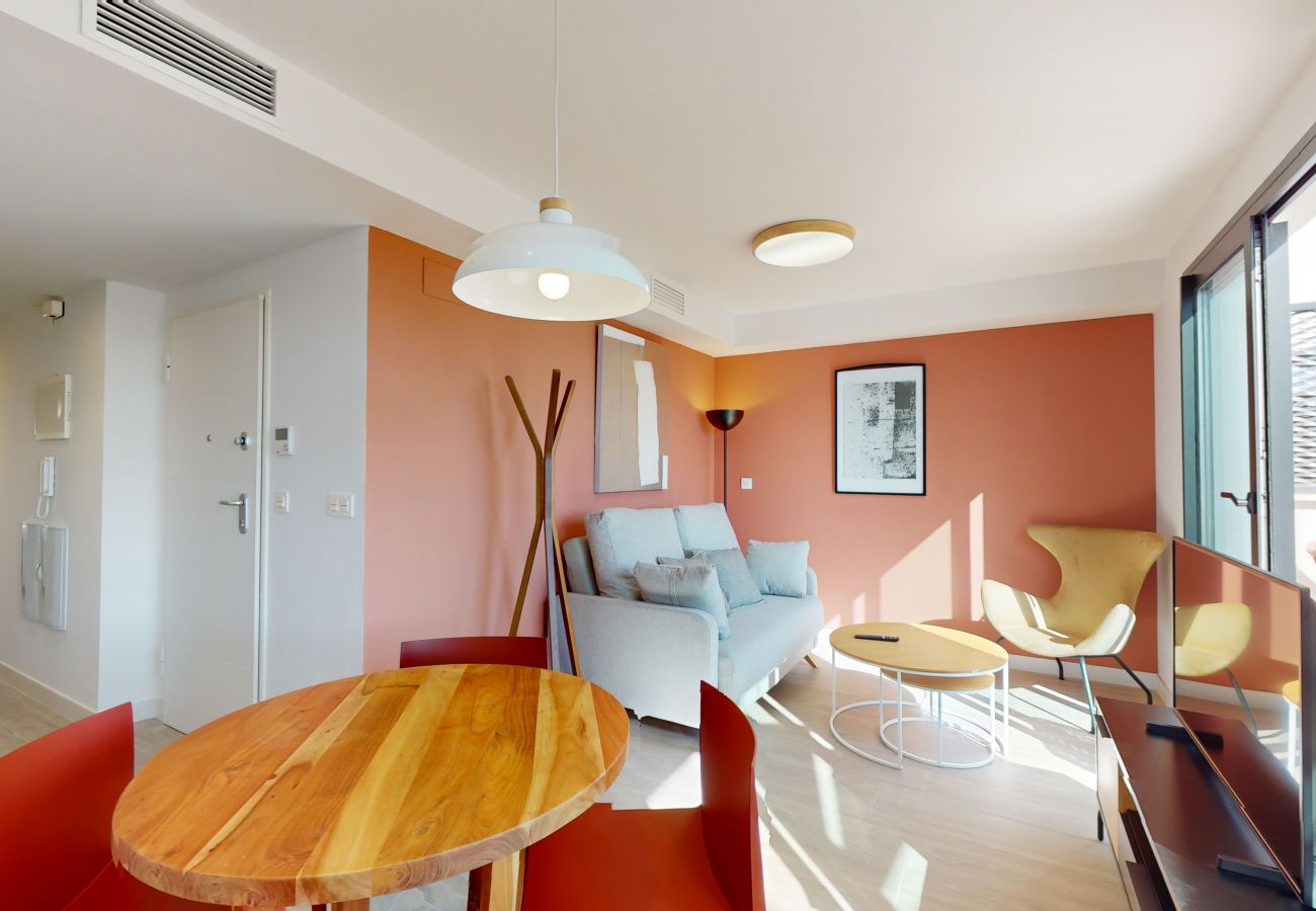 Apartment in Alicante / Alacant - Alicante Colorful Penthouse Center 5B