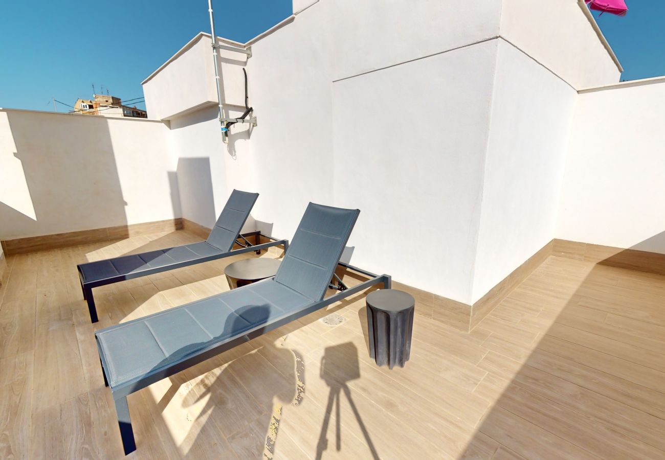 Apartment in Alicante / Alacant - Alicante Colorful Penthouse Center 5B