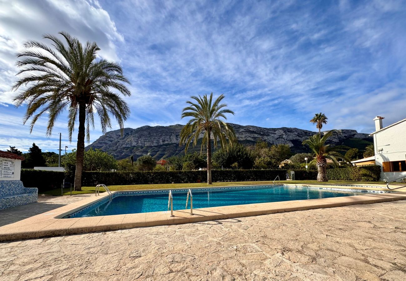 Bungalow in Denia - Sunny & Cool Denia Bungalow