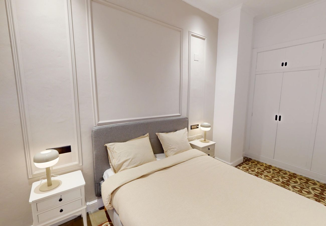 Apartment in Alicante / Alacant - Vintage Luxury City Center