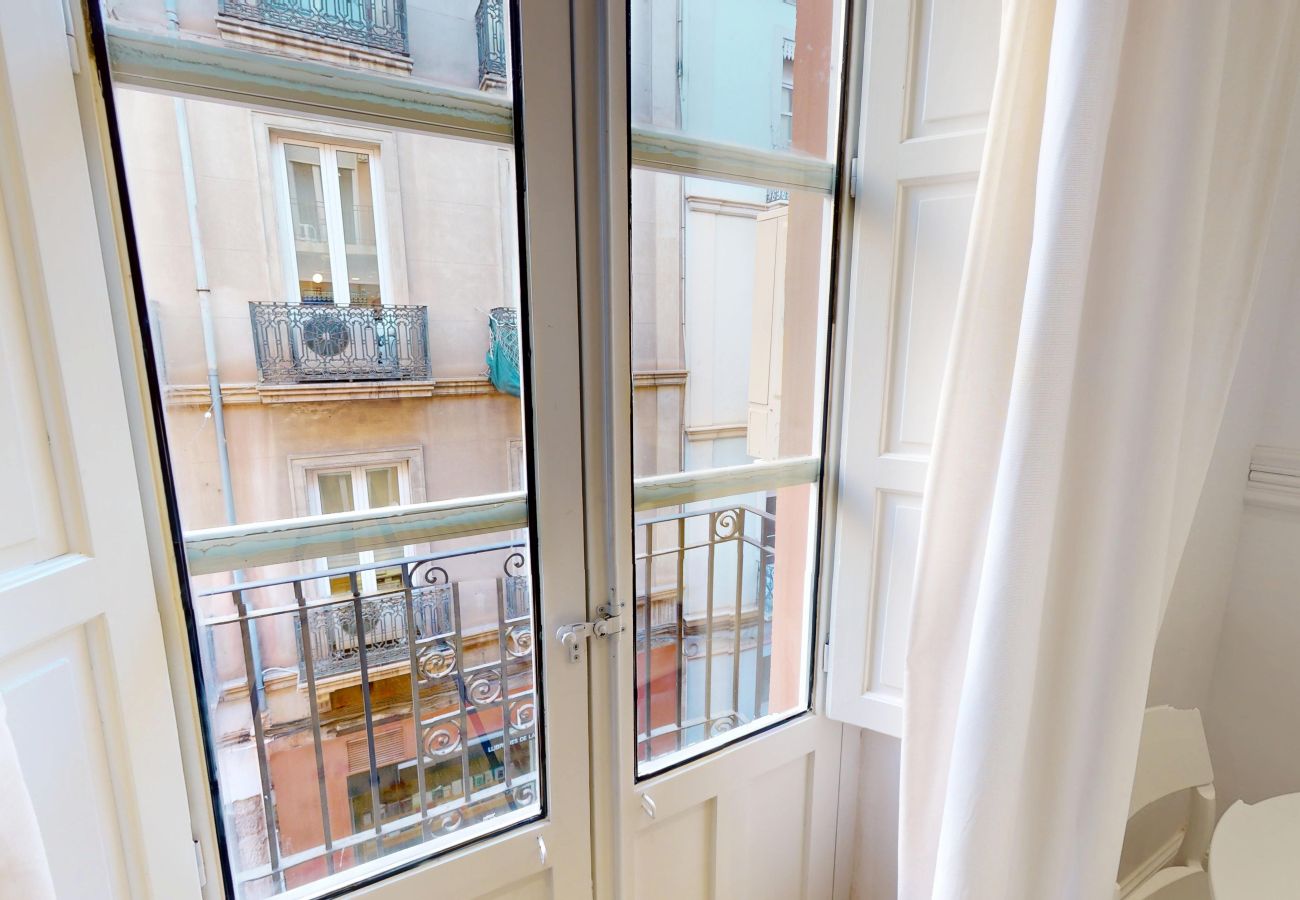 Apartment in Alicante / Alacant - Vintage Luxury City Center