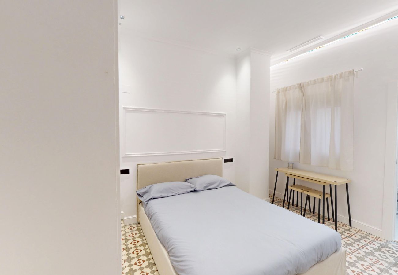 Apartment in Alicante / Alacant - Vintage Luxury City Center