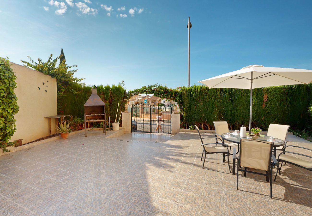 Apartment in Torrevieja - Nice Home with Swimming Pool