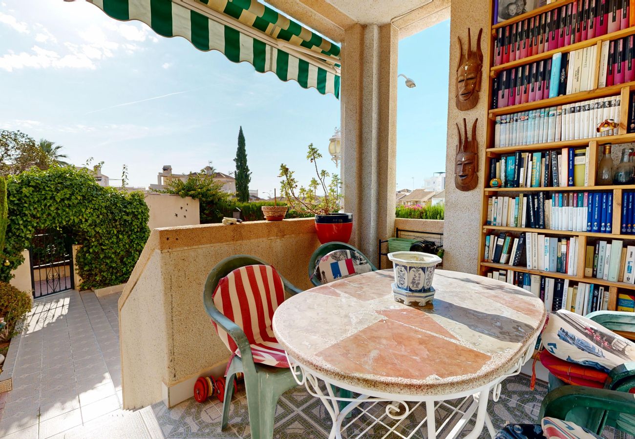 Apartment in Torrevieja - Nice Home with Swimming Pool