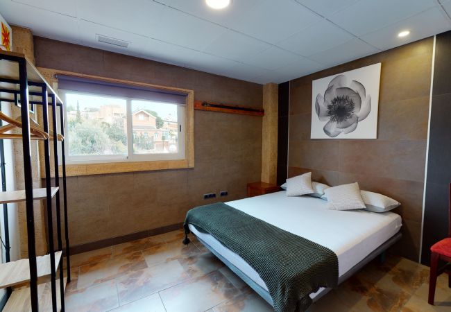 Villa in Alicante - ESPECTACULAR CHALET LICENCIA TURÍSTICA ALICANTE Villa in Alicante - ESPECTACULAR CHALET LICENCIA TURÍSTICA ALICANTE