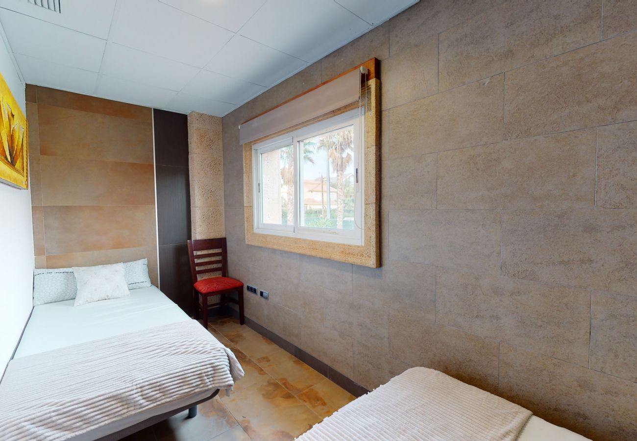 Villa in Alicante - ESPECTACULAR CHALET LICENCIA TURÍSTICA ALICANTE Villa in Alicante - ESPECTACULAR CHALET LICENCIA TURÍSTICA ALICANTE