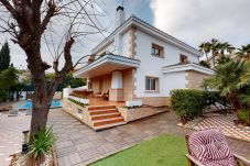 Villa in Alicante - ESPECTACULAR CHALET LICENCIA TURÍSTICA ALICANTE