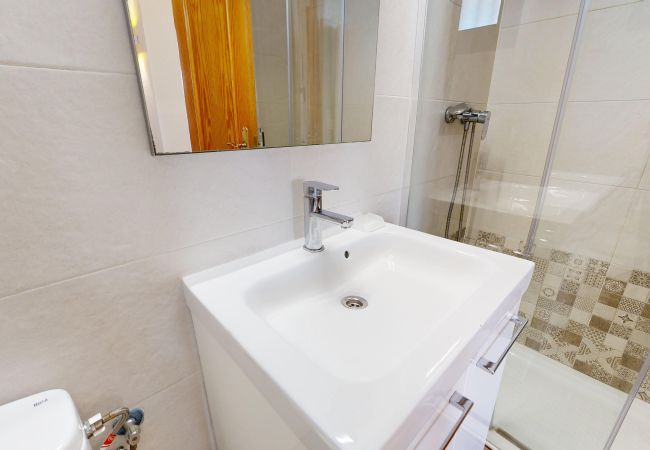 Flat in Alicante - Vivienda con vistas al mar en playa Albufereta Flat in Alicante - Vivienda con vistas al mar en playa Albufereta