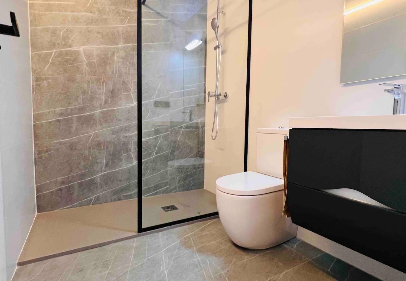 Complejo en Alicante - Oportunidad de inversión, edificio viviendas turís Complejo en Alicante - Oportunidad de inversión, edificio viviendas turís